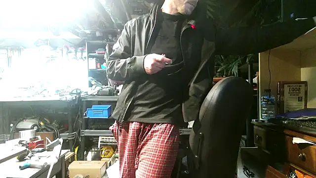 mrwinsalot88 online show from November 2, 4:56 pm