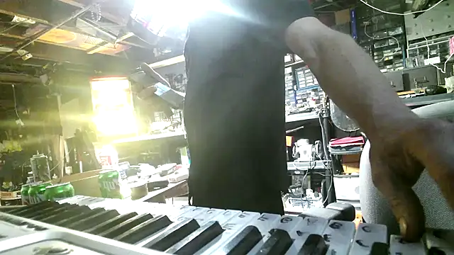 mrwinsalot88 online show from September 24, 1:35 am