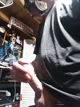 mrwinsalot88 online show from October 1, 9:40 pm