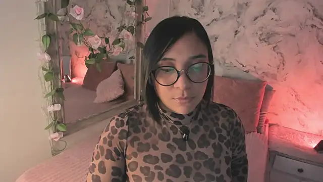 Bella desi  online show from March 10, 2:10 pm