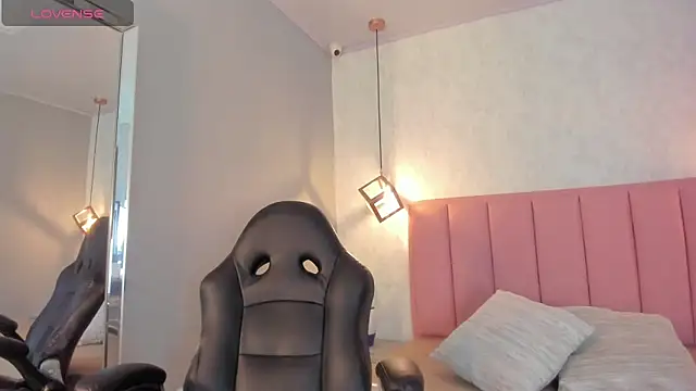 Snapshot of SUNNYCYRUS chatting on October 24, 12:26 pm SUNNYCYRUS online show from October 24, 12:26 pm