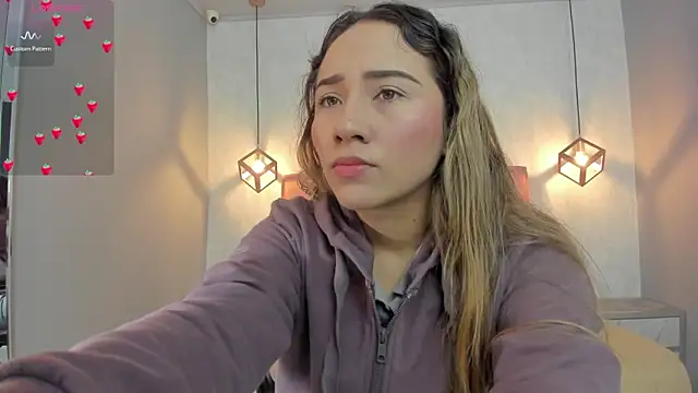 SUNNYCYRUS online show from February 12, 11:43 am