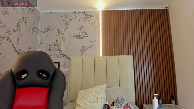 Snapshot of SUNNYCYRUS chatting on November 14, 12:31 pm SUNNYCYRUS online show from November 14, 12:31 pm