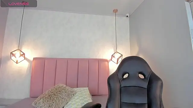 Snapshot of SUNNYCYRUS chatting on November 8, 12:31 pm SUNNYCYRUS online show from November 8, 12:31 pm