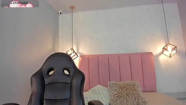 Snapshot of SUNNYCYRUS chatting on November 20, 12:50 pm SUNNYCYRUS online show from November 20, 12:50 pm