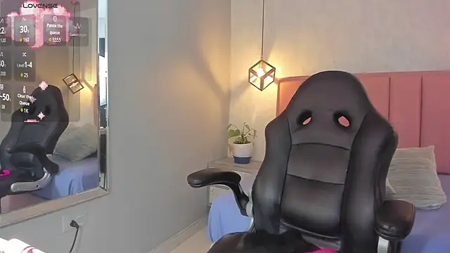 Snapshot of SUNNYCYRUS chatting on October 18, 12:29 pm SUNNYCYRUS online show from October 18, 12:29 pm