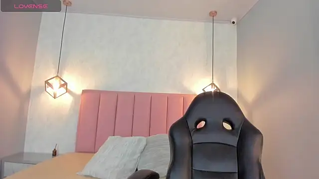 Snapshot of SUNNYCYRUS chatting on October 27, 12:28 pm SUNNYCYRUS online show from October 27, 12:28 pm