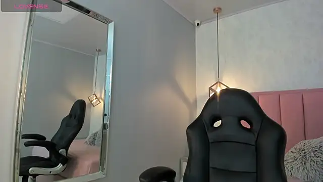 Snapshot of SUNNYCYRUS chatting on October 1, 12:31 pm SUNNYCYRUS online show from October 1, 12:31 pm