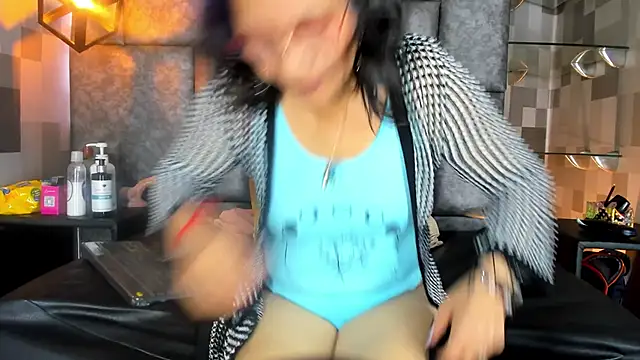 Celeste Baker  online show from September 15, 12:05 pm