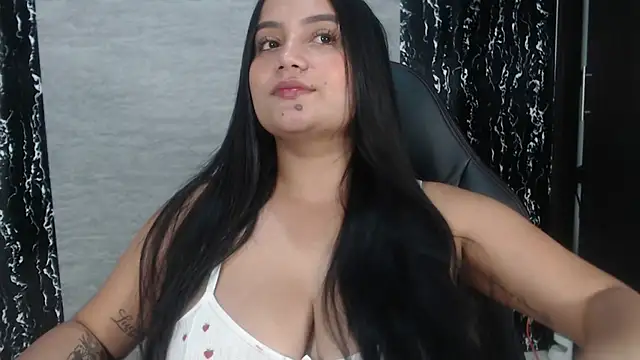 evelin 999  online show from March 2, 4:25 pm