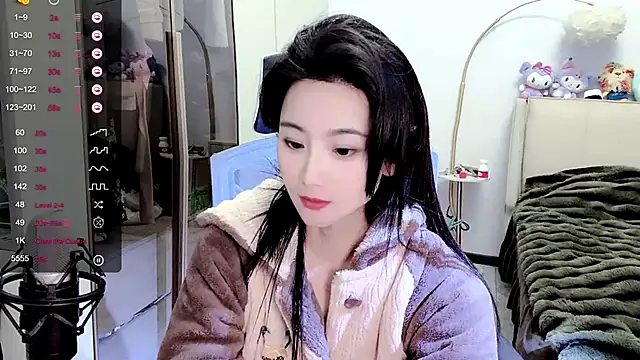 FeiFei-babe online show from February 19, 8:41 pm