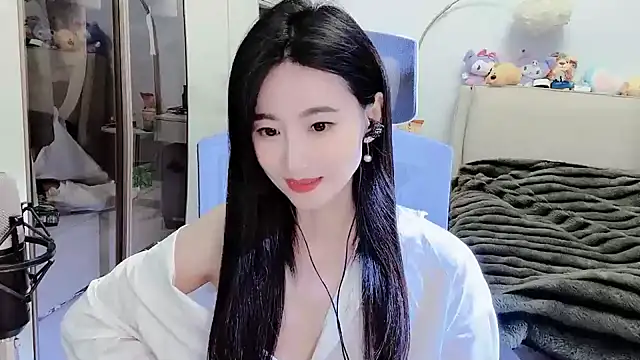 FeiFei-babe online show from February 23, 4:46 pm