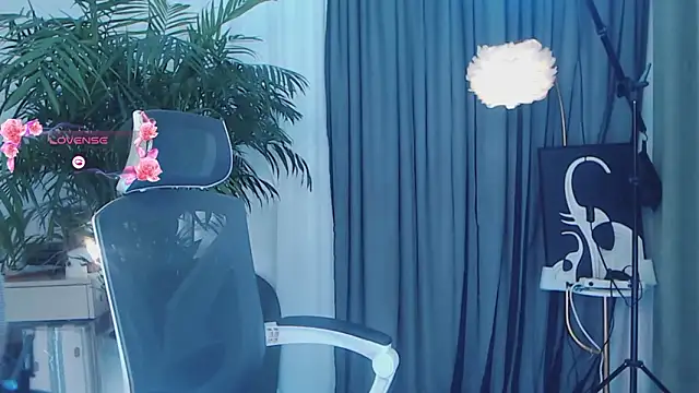 FeiFei-babe online show from February 28, 11:43 am