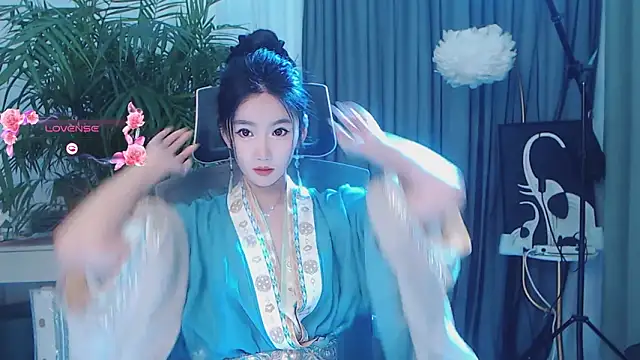 FeiFei-babe online show from March 5, 10:45 am