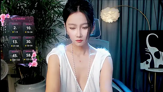 FeiFei-babe online show from October 11, 12:50 pm