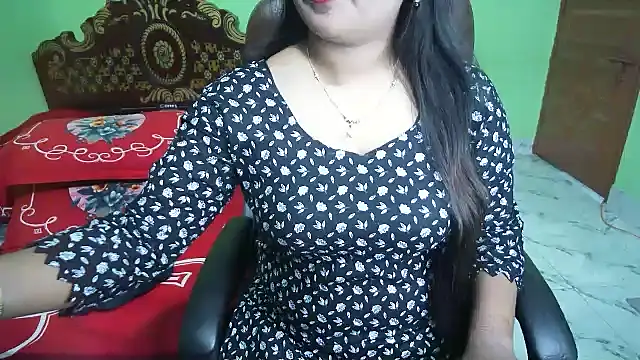 BengaliQueenStar online show from April 10, 3:41 pm