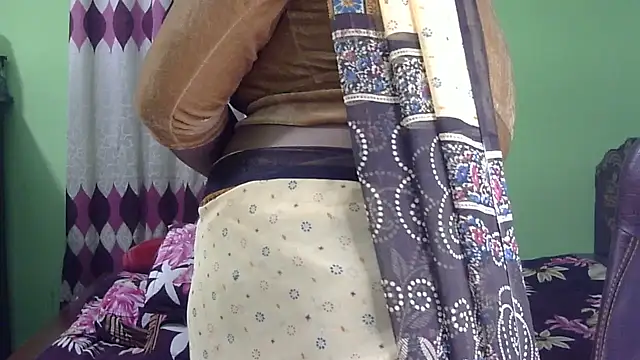 Snapshot of BengaliQueenStar chatting on January 14, 4:10 pm BengaliQueenStar online show from January 14, 4:10 pm