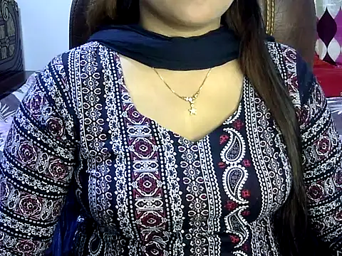 Snapshot of BengaliQueenStar chatting on March 19, 3:29 pm BengaliQueenStar online show from March 19, 3:29 pm