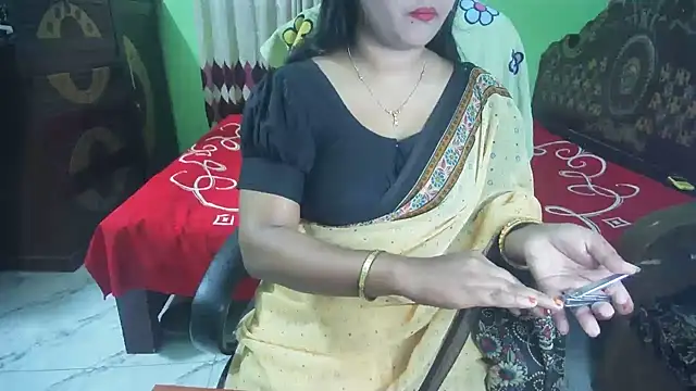 Snapshot of BengaliQueenStar chatting on February 12, 5:56 pm BengaliQueenStar online show from February 12, 5:56 pm