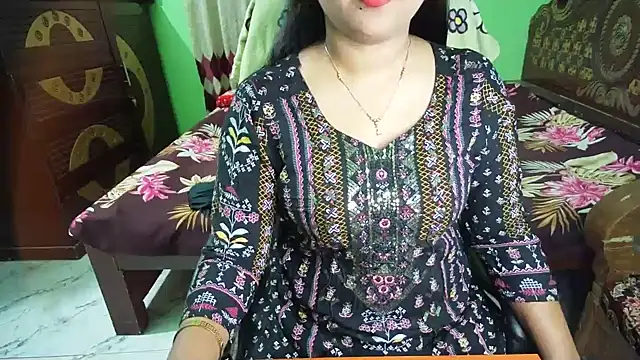 Snapshot of BengaliQueenStar chatting on July 3, 5:41 pm BengaliQueenStar online show from July 3, 5:41 pm