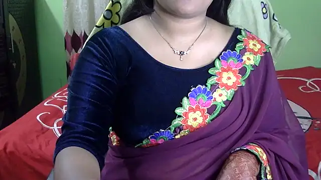 Snapshot of BengaliQueenStar chatting on February 5, 4:58 pm BengaliQueenStar online show from February 5, 4:58 pm