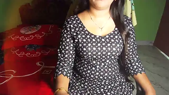 BengaliQueenStar online show from March 28, 6:53 pm