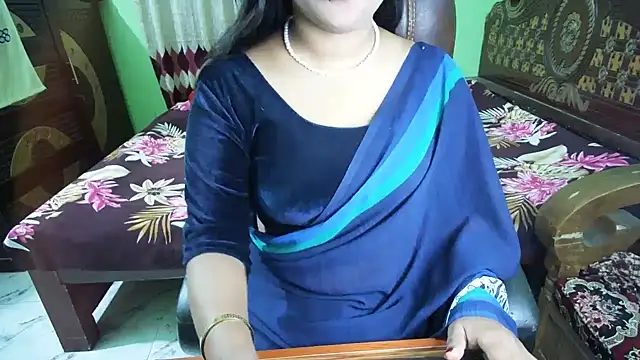 Snapshot of BengaliQueenStar chatting on July 6, 5:15 pm BengaliQueenStar online show from July 6, 5:15 pm