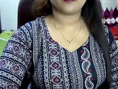 Snapshot of BengaliQueenStar chatting on March 22, 10:48 pm BengaliQueenStar online show from March 22, 10:48 pm