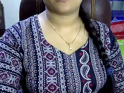 Snapshot of BengaliQueenStar chatting on February 25, 2:26 pm BengaliQueenStar online show from February 25, 2:26 pm