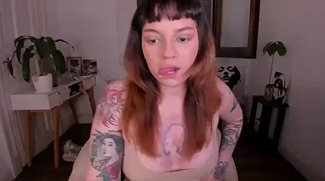 Snapshot of sophia_goth chatting on January 22, 11:21 pm sophia goth online show from January 22, 11:21 pm