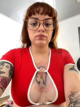 Snapshot of sophia_goth chatting on September 24, 7:42 pm sophia goth online show from September 24, 7:42 pm