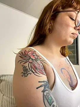 Snapshot of sophia_goth chatting on September 23, 11:56 pm sophia goth online show from September 23, 11:56 pm
