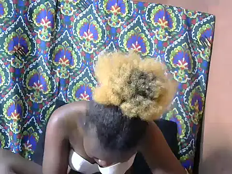 sexy-rosie online show from November 4, 6:50 am