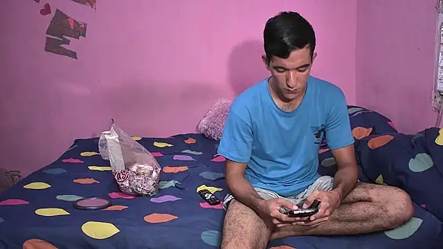 Snapshot of Sweetiefoxxx chatting on November 5, 6:33 pm Sweetiefoxxx online show from November 5, 6:33 pm