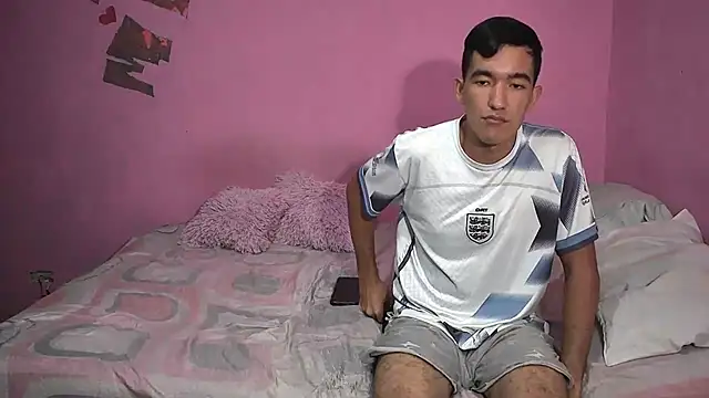 Sweetiefoxxx online show from December 15, 6:36 pm