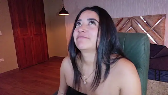 Snapshot of Susy_thomson chatting on October 26, 3:40 am Susy thomson online show from October 26, 3:40 am