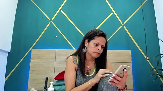 Snapshot of Luna_smit08 chatting on March 4, 7:22 pm Luna smit08 online show from March 4, 7:22 pm
