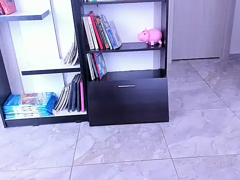 Snapshot of yenlo01 chatting on September 9, 3:54 pm yenlo01 online show from September 9, 3:54 pm