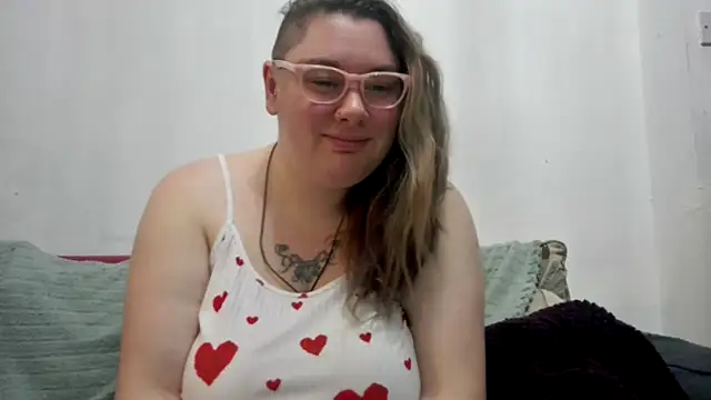 Bustycurves online show from January 17, 2:15 am