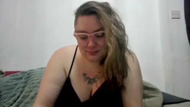 Bustycurves online show from January 15, 2:26 am