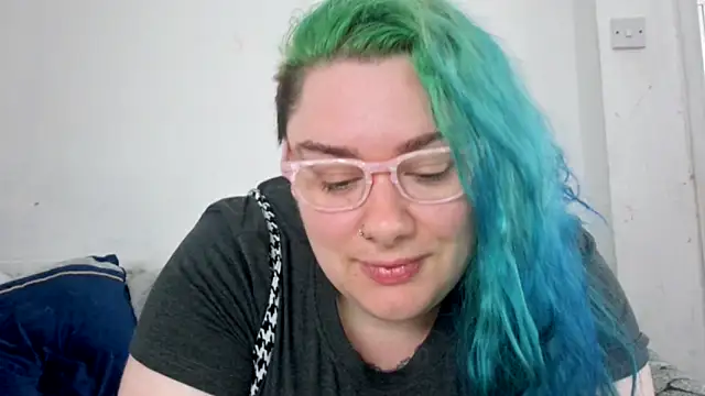 Bustycurves online show from May 15, 10:02 am