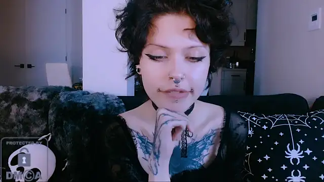 NaughtyLittleFox online show from July 26, 3:57 am