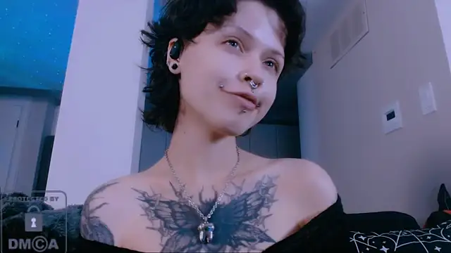 NaughtyLittleFox online show from July 28, 1:35 am
