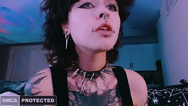 NaughtyLittleFox online show from February 14, 1:44 pm