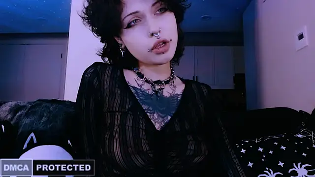 NaughtyLittleFox online show from March 16, 4:31 am