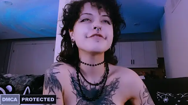 NaughtyLittleFox online show from March 23, 4:45 am