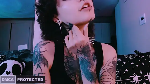 NaughtyLittleFox online show from February 15, 4:13 am