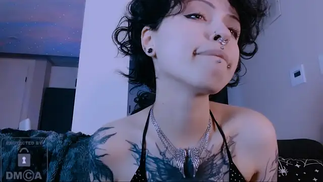 NaughtyLittleFox online show from July 15, 4:41 am