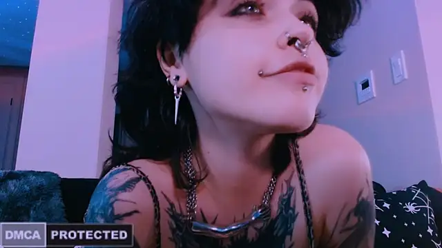 NaughtyLittleFox online show from February 24, 6:03 am