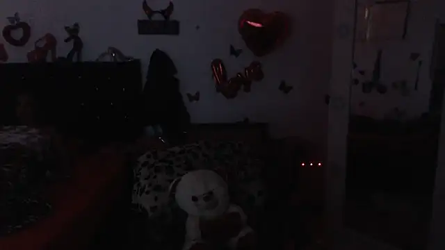 Snapshot of brigitht chatting on June 11, 12:01 am brigitht online show from June 11, 12:01 am